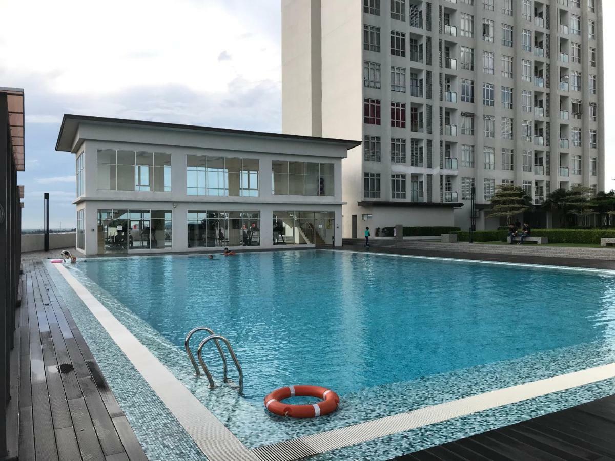 Js Homestay@Iskandar Puteri, Nusajaya Nusajaya  Εξωτερικό φωτογραφία